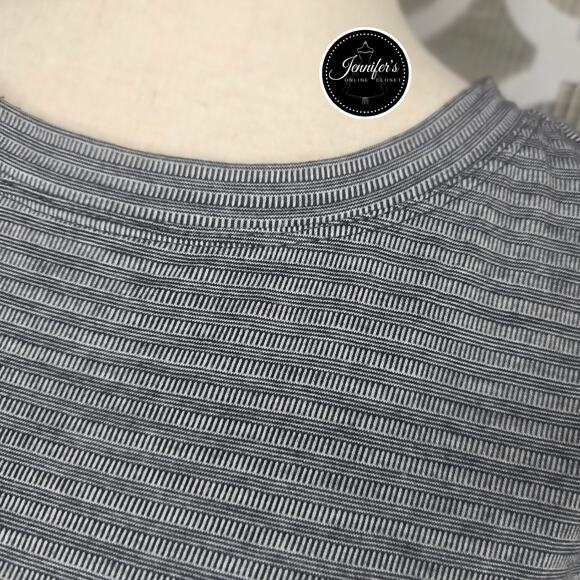 Athletic Works Athleisure Striped Sleeveless Crew Neck Tunic Tank Size XL 16-18 - Picture 5 of 10